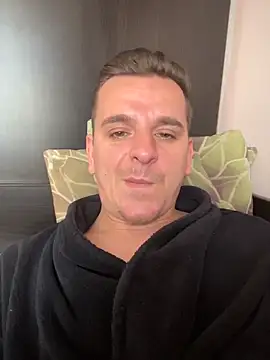 Huge cock22cm online show from 04-07-26, 12:18