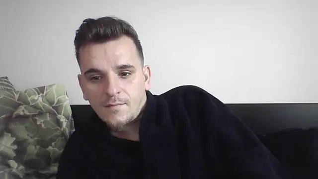 Huge cock22cm online show from 03-03-25, 09:55