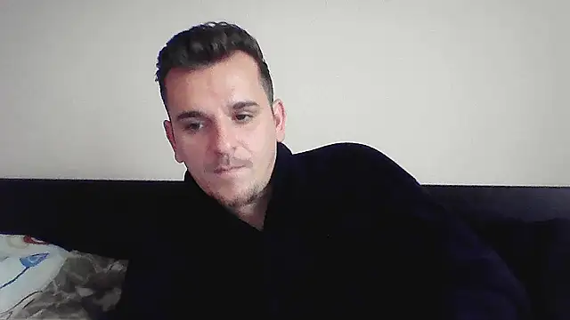 Huge cock22cm online show from 10-08-25, 10:39