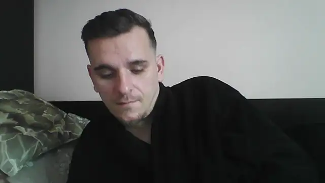 Huge cock22cm online show from 02-27-25, 10:22