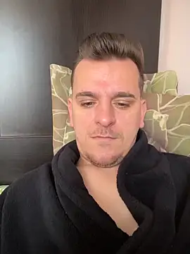 Huge cock22cm online show from 03-28-26, 08:37