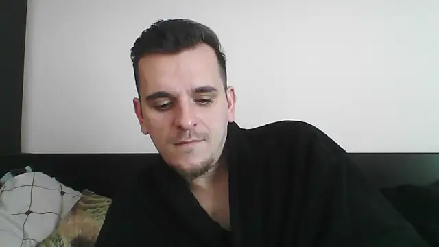Huge cock22cm online show from 03-18-25, 08:28