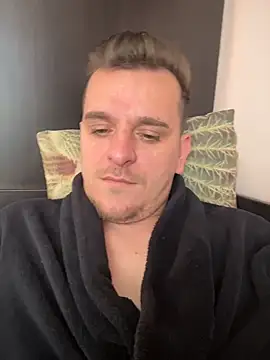 Huge cock22cm online show from 03-12-26, 08:18