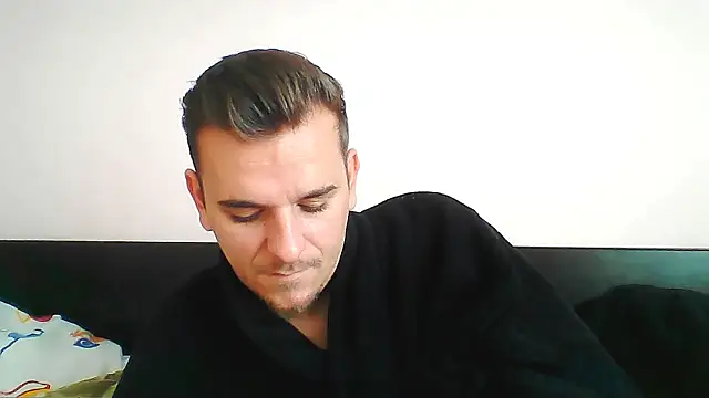 Huge cock22cm online show from 10-10-25, 08:37