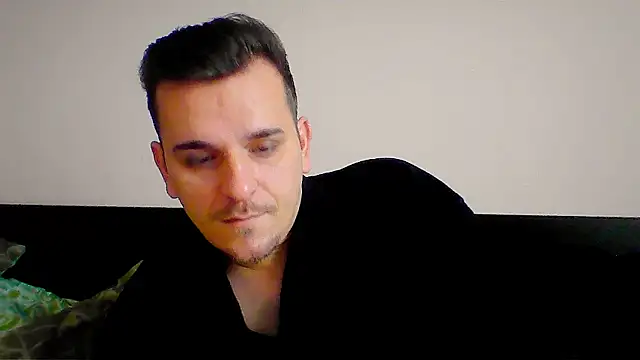 Huge cock22cm online show from 01-08-26, 09:37