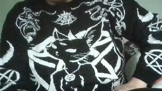 Snapshot of MissKisu chatting on 01-18-26, 02:20 MissKisu online show from 01-18-26, 02:20