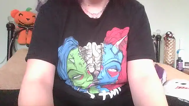 Snapshot of MissKisu chatting on 02-07-26, 11:51 MissKisu online show from 02-07-26, 11:51