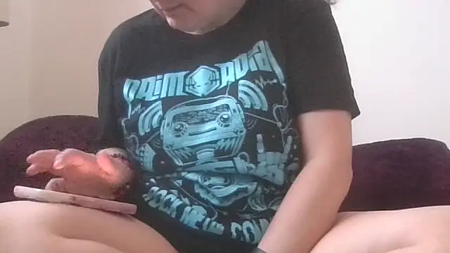 Snapshot of MissKisu chatting on 02-03-26, 10:42 MissKisu online show from 02-03-26, 10:42