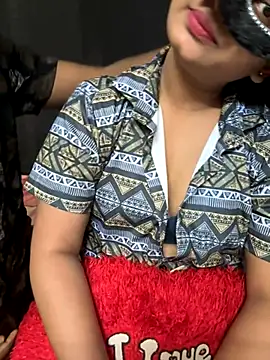 Snapshot of Magical-Couple-telugu chatting on 10-10-25, 06:47 Magical-Couple-telugu online show from 10-10-25, 06:47