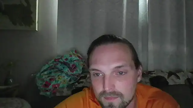 Snapshot of VitaminDrewFl chatting on 07-06-26, 03:03 VitaminDrewFl online show from 07-06-26, 03:03