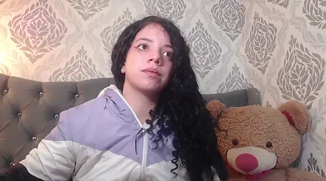 EmmaCowperr online show from 03-06-25, 01:03