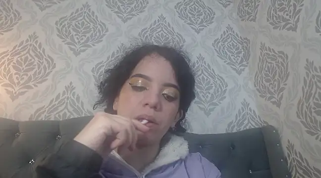 EmmaCowperr online show from 03-21-25, 05:56