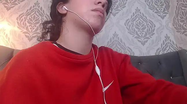 EmmaCowperr online show from 02-26-25, 01:32