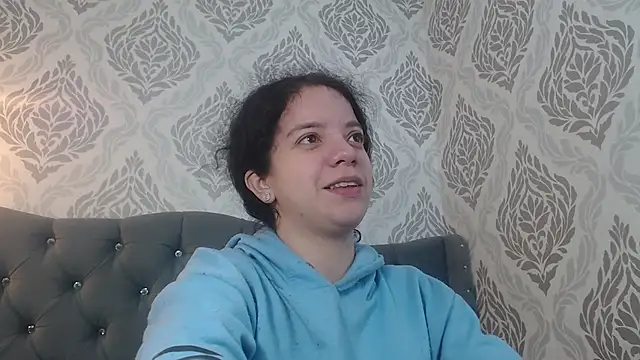 EmmaCowperr online show from 03-15-25, 05:37