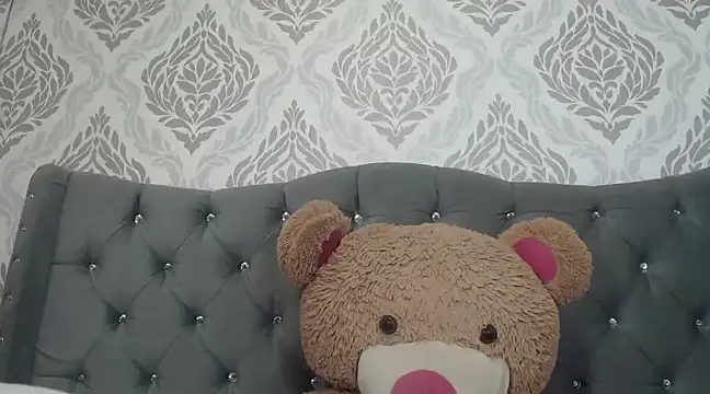 EmmaCowperr online show from 03-03-25, 01:01