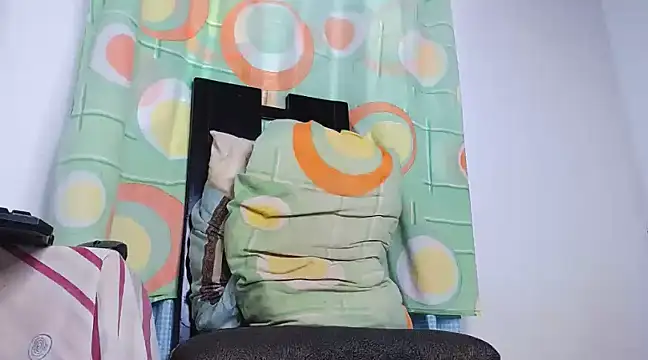 DanteSantoro online show from 02-11-25, 01:41