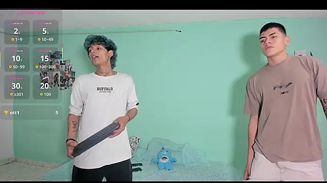 oliverhot2005 online show from 10-27-25, 03:24