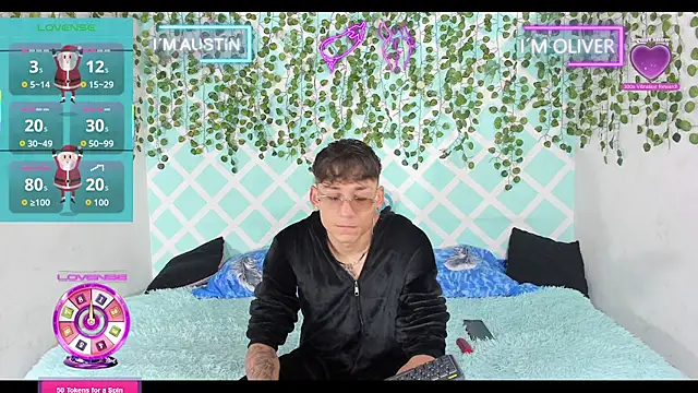 oliverhot2005 online show from 11-23-25, 02:05