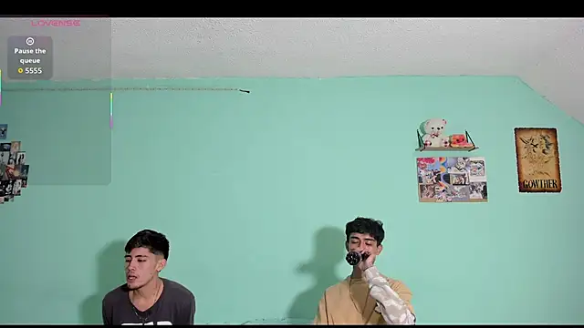 oliverhot2005 online show from 10-25-25, 03:01