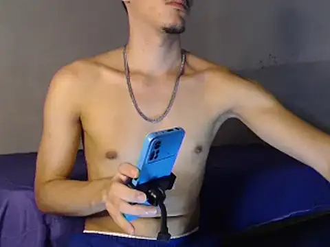 MicaelRian69 online show from 02-25-25, 01:09