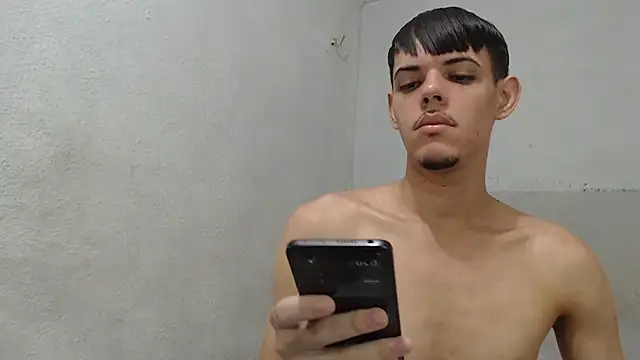 MicaelRian69 online show from 01-09-26, 04:58