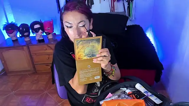 LucyStrike  online show from 12-13-25, 11:22