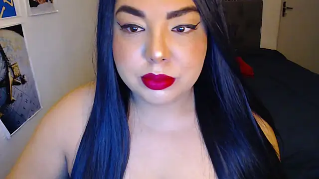 Snapshot of Internacionalist7 chatting on 10-08-25, 02:07 Internacionalist7 online show from 10-08-25, 02:07