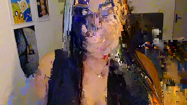 Snapshot of Internacionalist7 chatting on 10-04-25, 12:12 Internacionalist7 online show from 10-04-25, 12:12