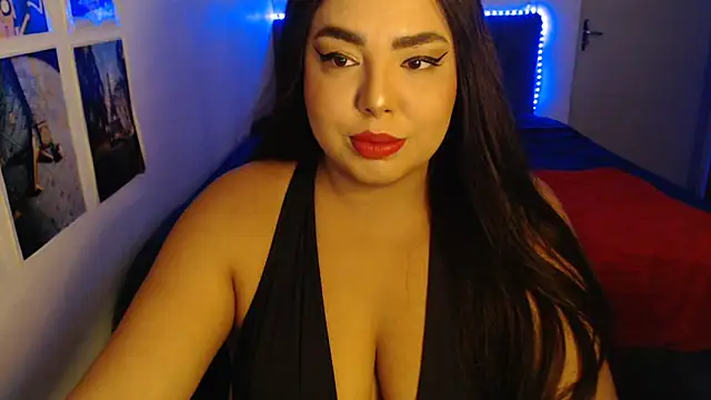 Snapshot of Internacionalist7 chatting on 02-13-25, 12:11 Internacionalist7 online show from 02-13-25, 12:11