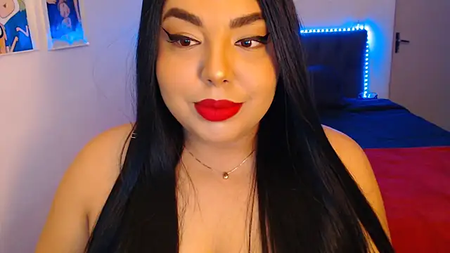 Snapshot of Internacionalist7 chatting on 10-19-25, 07:05 Internacionalist7 online show from 10-19-25, 07:05