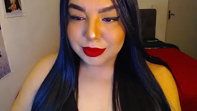 Snapshot of Internacionalist7 chatting on 09-24-25, 01:24 Internacionalist7 online show from 09-24-25, 01:24