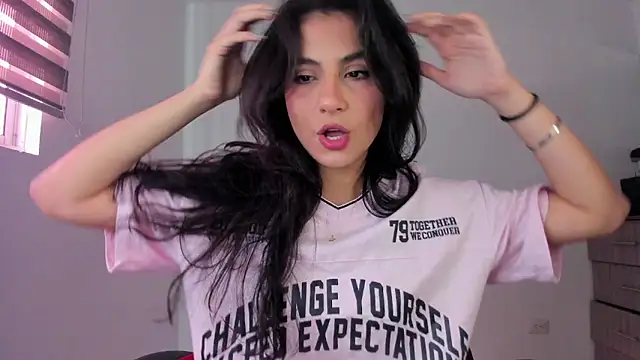 Dahian-peach online show from 09-22-25, 04:13