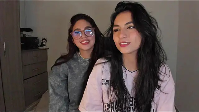 Dahian-peach online show from 10-20-25, 06:15