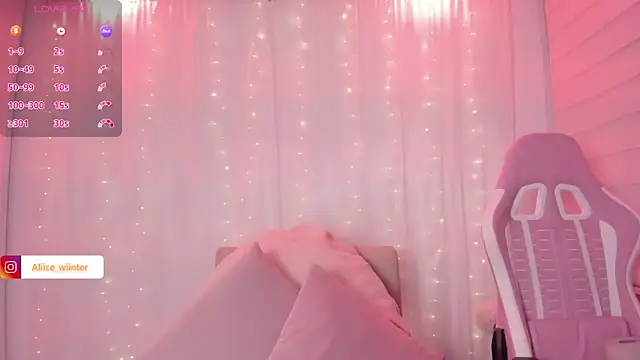 Alice winter  online show from 12-20-25, 06:22