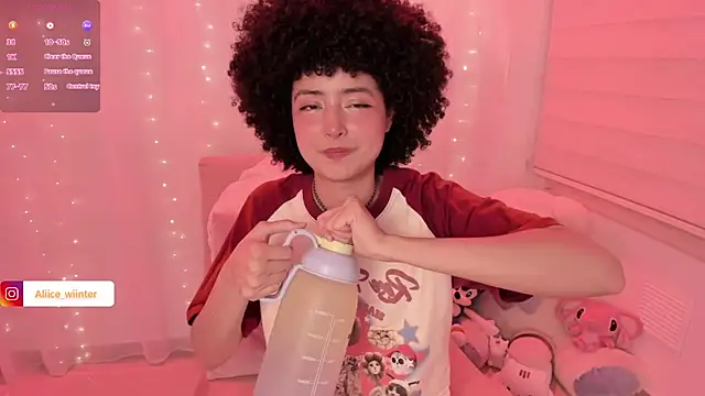 Alice winter  online show from 11-06-25, 07:18