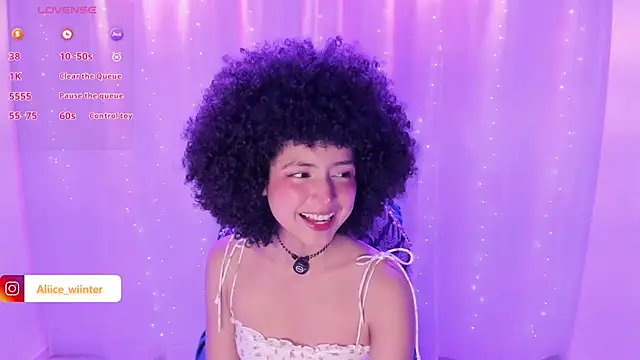 Snapshot of Alice_winter_ chatting on 03-20-25, 10:29 Alice winter online show from 03-20-25, 10:29