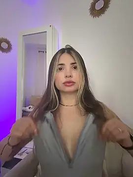 Ashleyjenner  online show from 02-06-26, 02:40