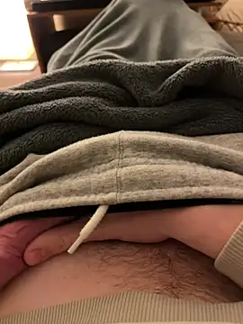 HannesDicks online show from 12-14-24, 04:34