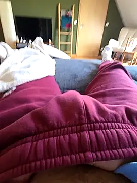 HannesDicks online show from 10-26-25, 12:27