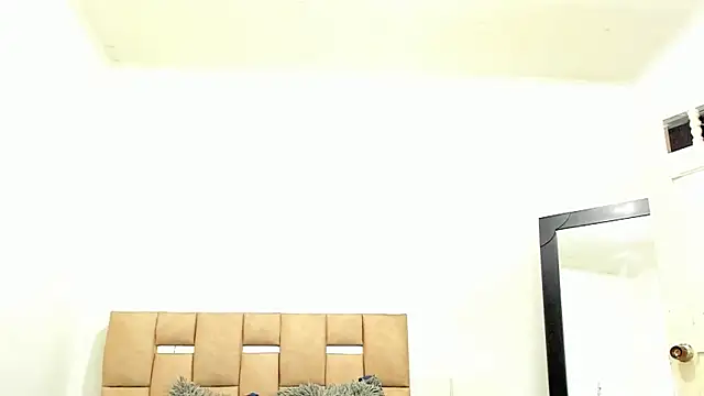 Alishagoddes online show from 02-11-26, 01:11