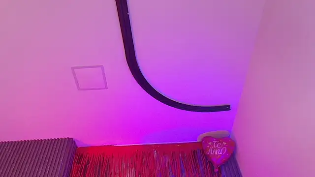 hot dione online show from 02-08-26, 07:22