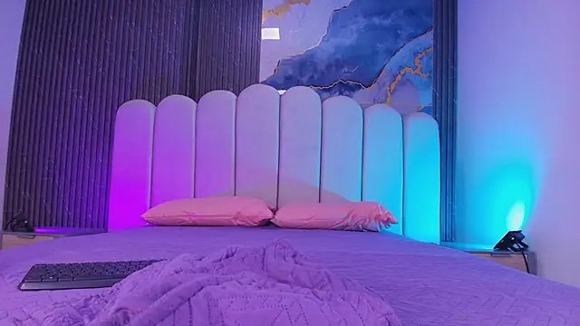 hot dione online show from 03-27-26, 07:15