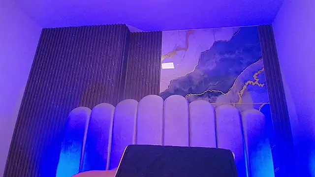 hot dione online show from 01-15-26, 07:17