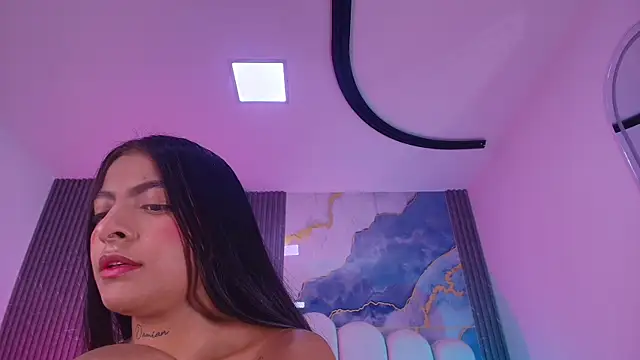 Snapshot of hot_dione chatting on 07-17-26, 07:11 hot dione online show from 07-17-26, 07:11
