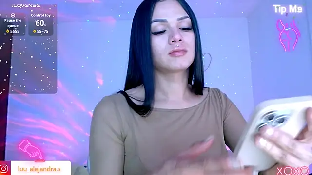 alee lenoxx online show from 10-13-25, 10:21