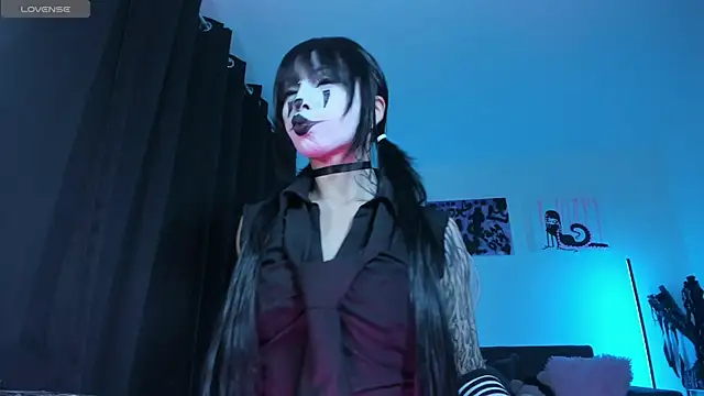 satanbabee online show from 04-11-26, 12:07