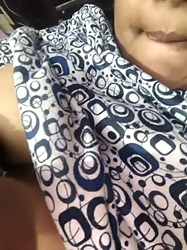 Snapshot of MohiniBhabhi chatting on 10-06-25, 06:52 MohiniBhabhi online show from 10-06-25, 06:52