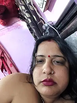 Snapshot of MohiniBhabhi chatting on 01-08-26, 10:54 MohiniBhabhi online show from 01-08-26, 10:54