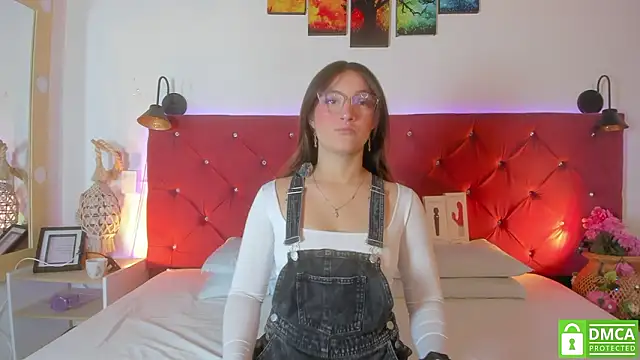 Ruth harvey  online show from 03-18-26, 01:02