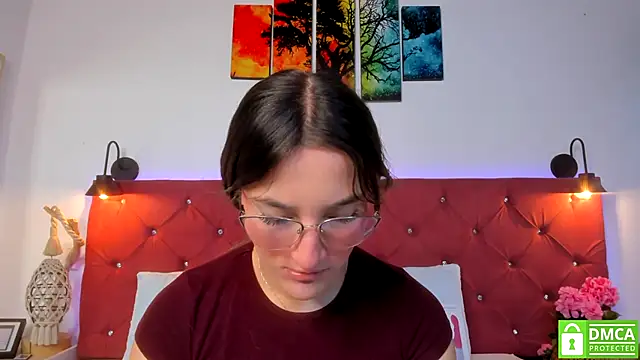 Ruth harvey  online show from 11-13-25, 01:15